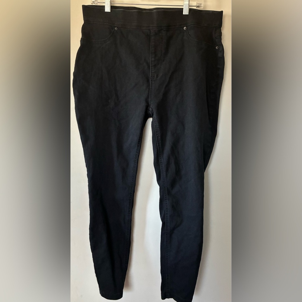 Terra & Sky Classic Black Pants